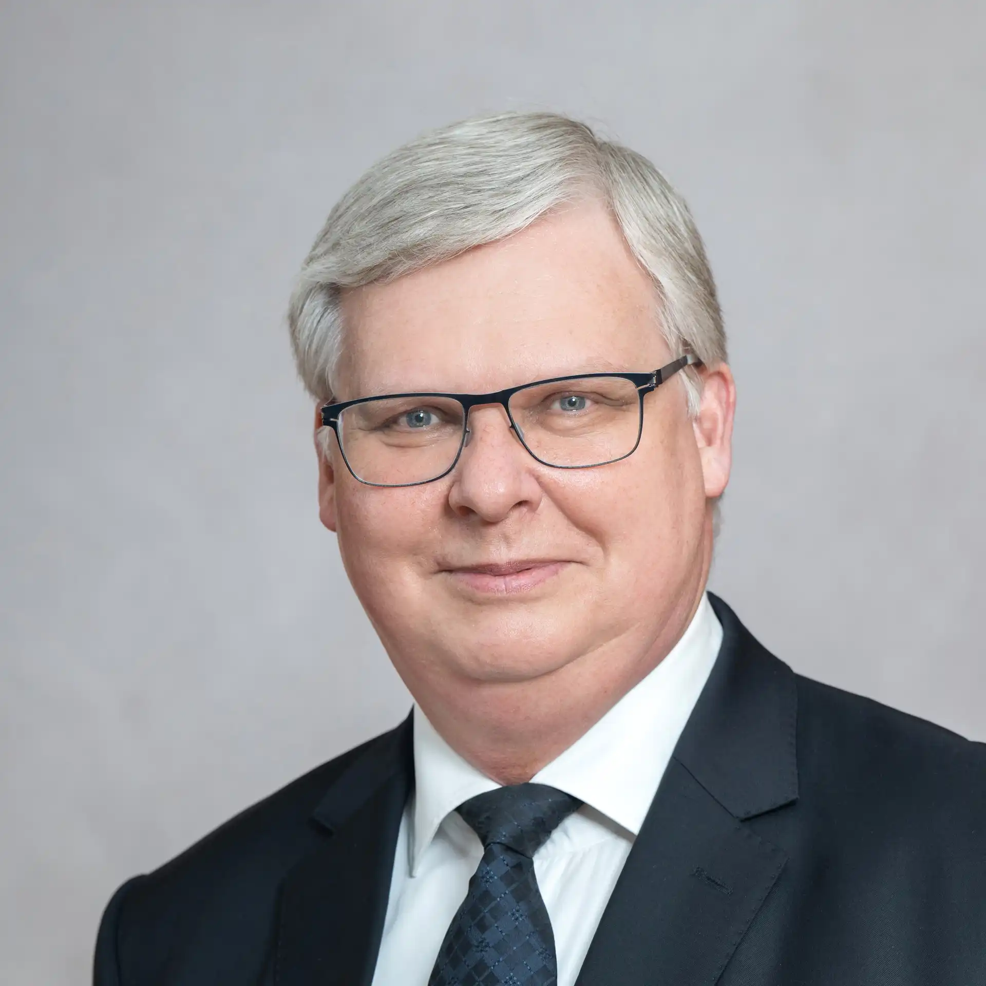 Dr. Ingo Brinker