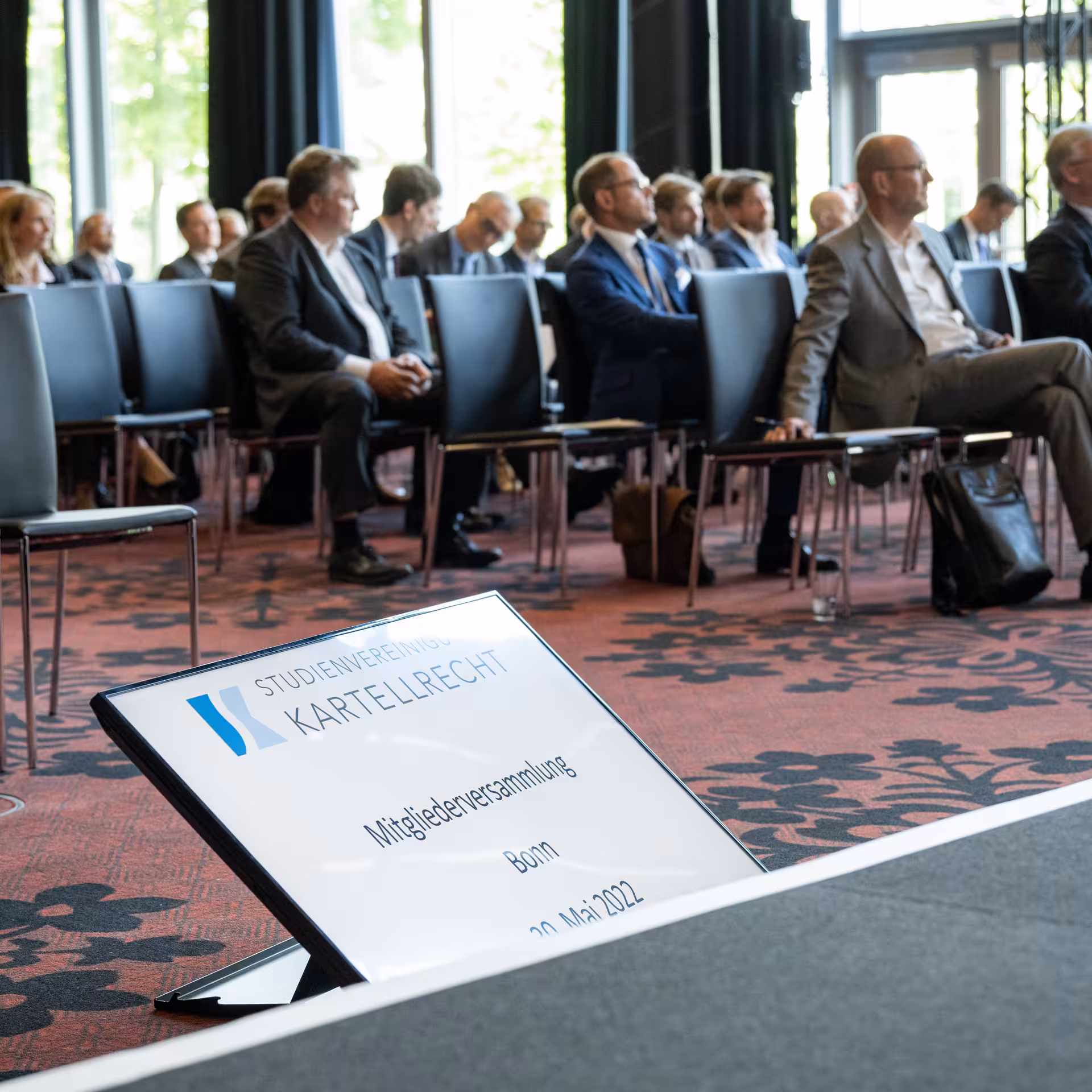 Mitglieder­versammlung und Arbeitstagung