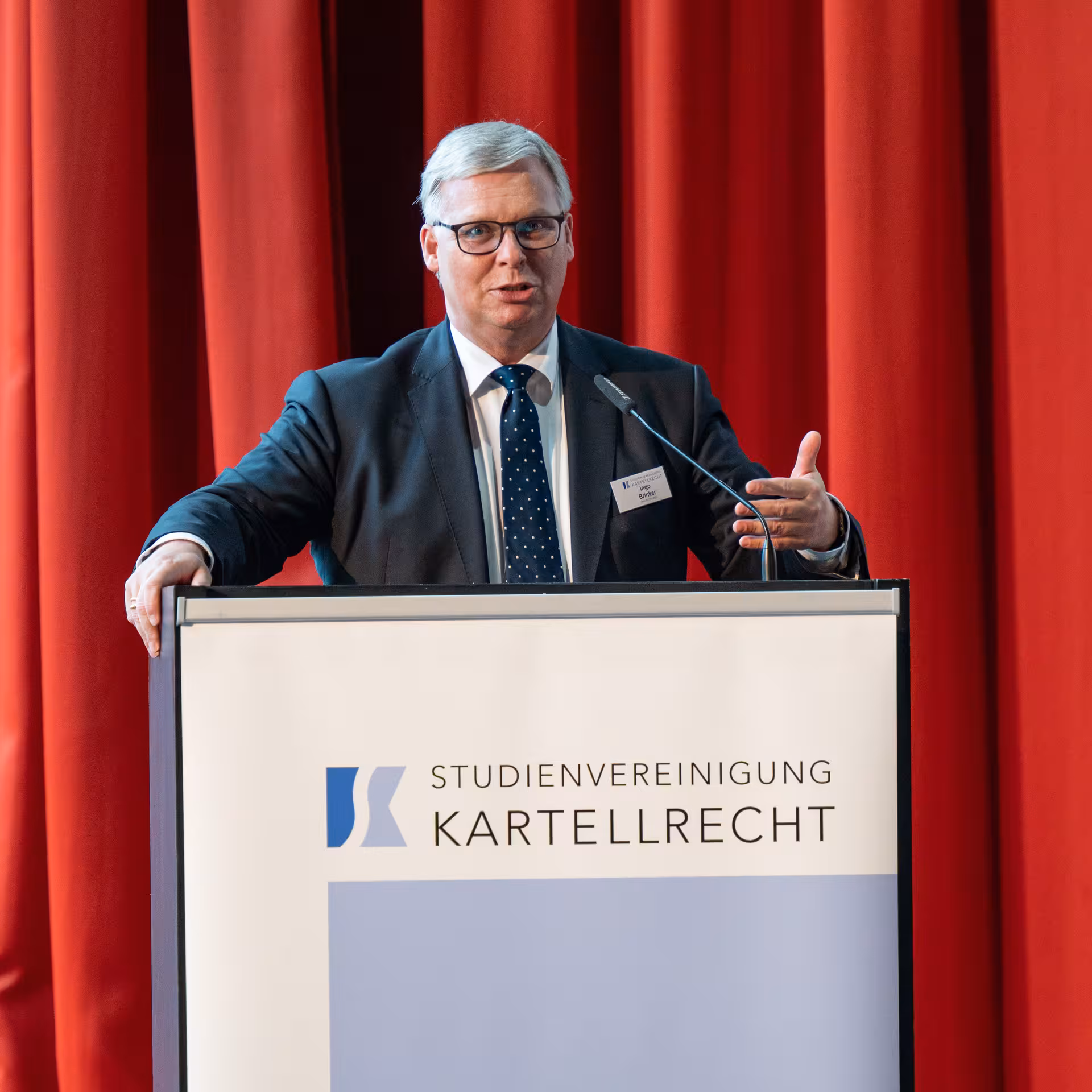 Mitglieder­versammlung und Arbeitstagung